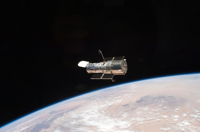 hubble space telescope hst 7