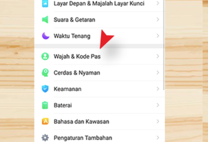 Selanjutnya pilih menu Wajah dan Kode Pas